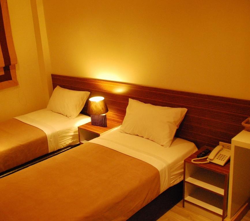 Hotel White House Asoke Sukhumvit 18 Bangkok Habitación foto